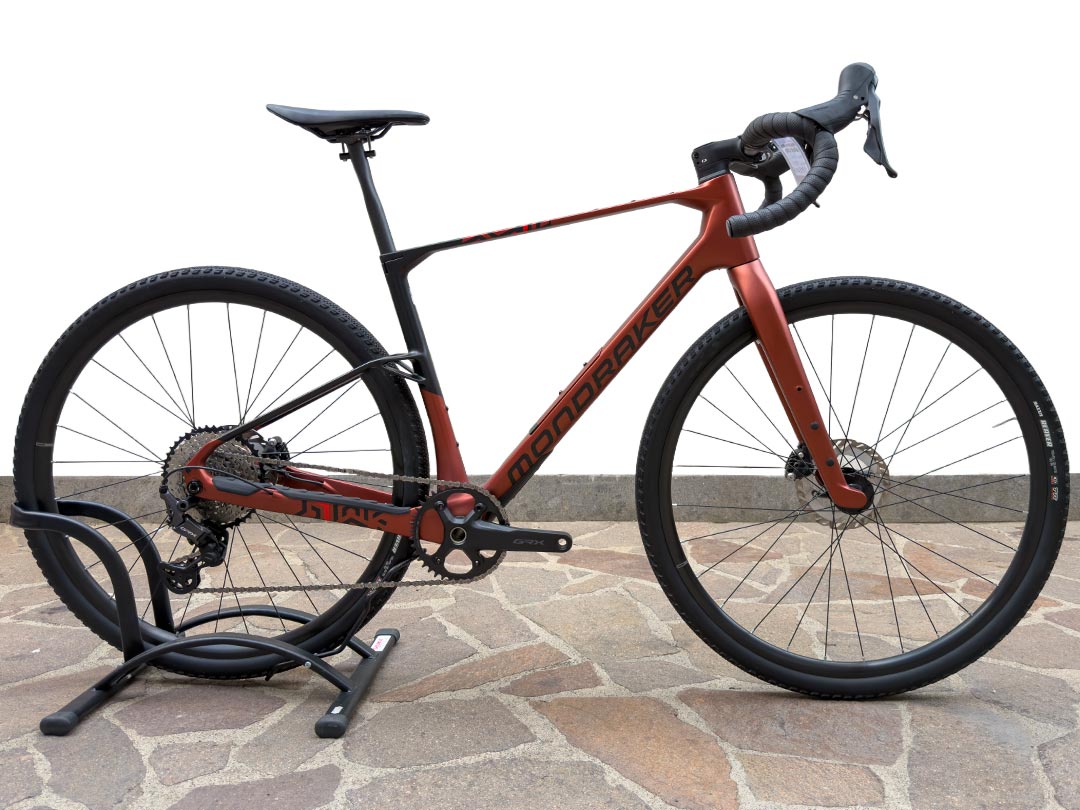 Mondraker Arid Carbon Earth Red taglia ML usato garantito