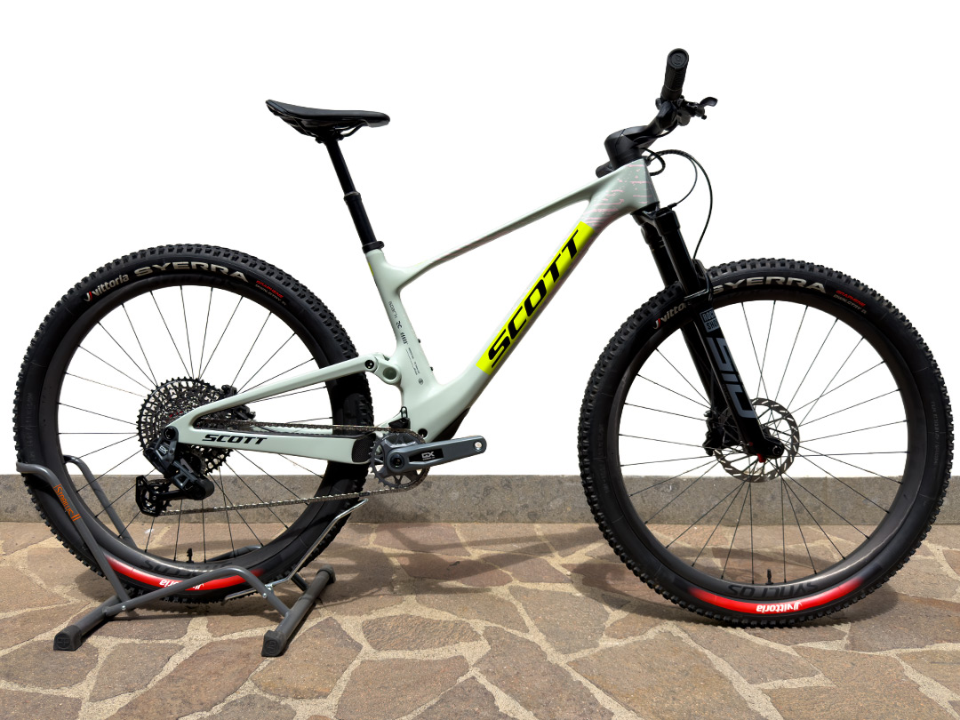 Scott Spark RC Team Issue Beryl Green taglia medium usato garantito