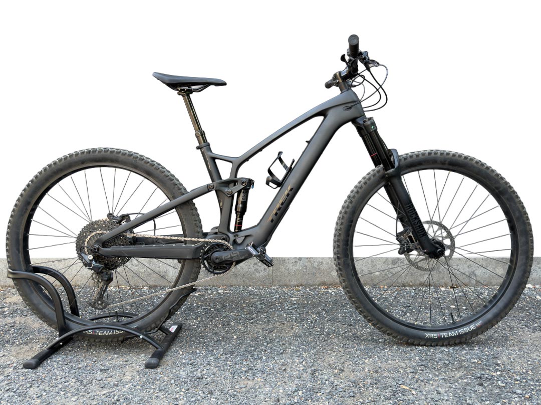 Trek Fuel EX-e 9.5 Matte Dnister Black taglia large usato garantito