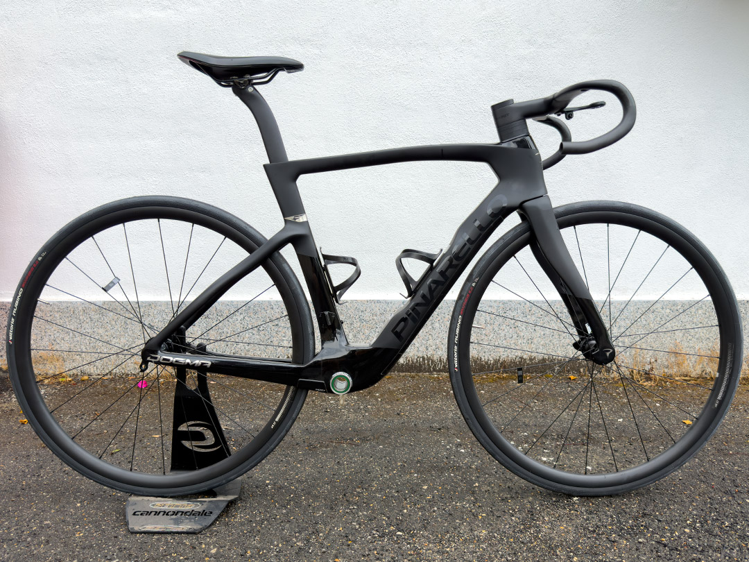 Pinarello Dogma F Black On Black taglia 54 usato garantito