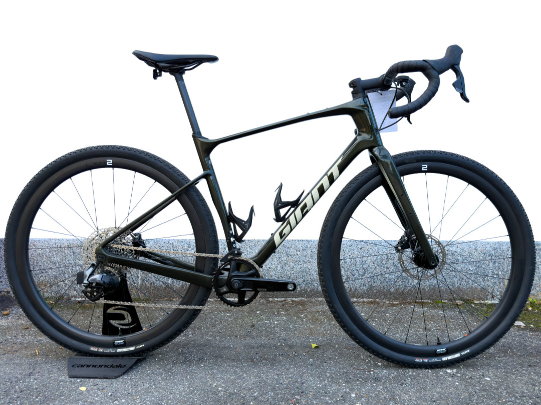Giant Revolt Advanced 1 Phantom Green taglia ML usato garantito