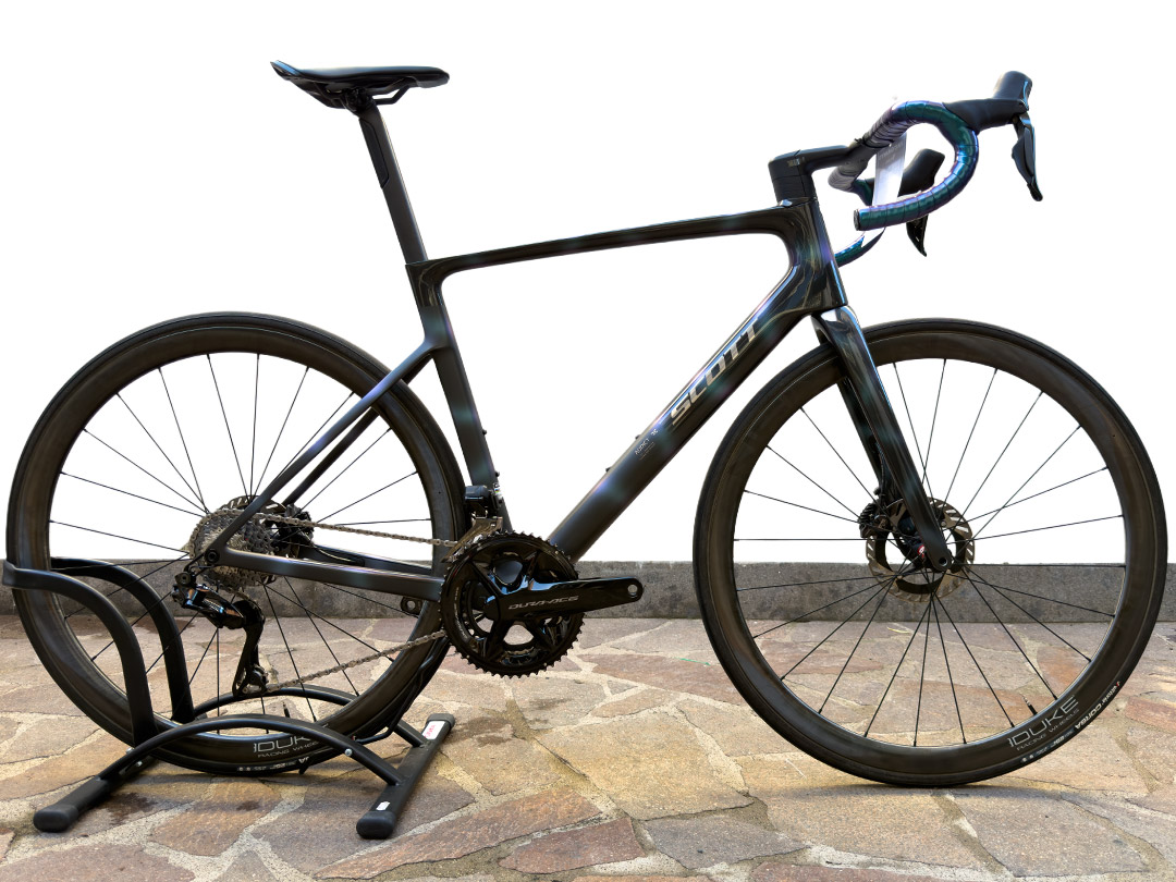 Scott Addict RC 10 taglia large Shimano Dura-Ace Di2 PM usato garantito